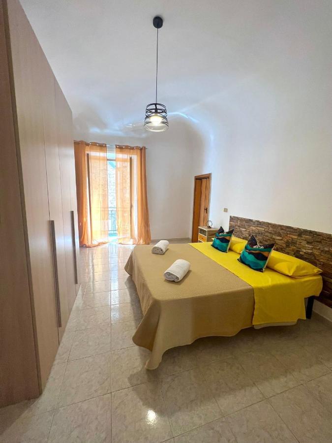 Gira Vota E Furria Villa Santo Stefano di Camastra Dış mekan fotoğraf